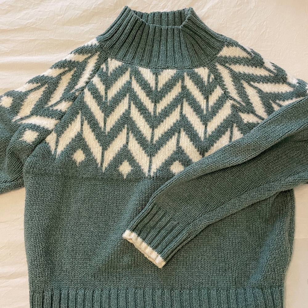 Chevron Knit Sweater - Teal and White